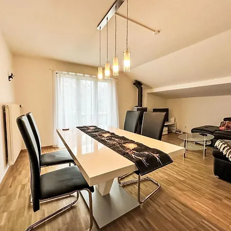 Hirsch By Interhome